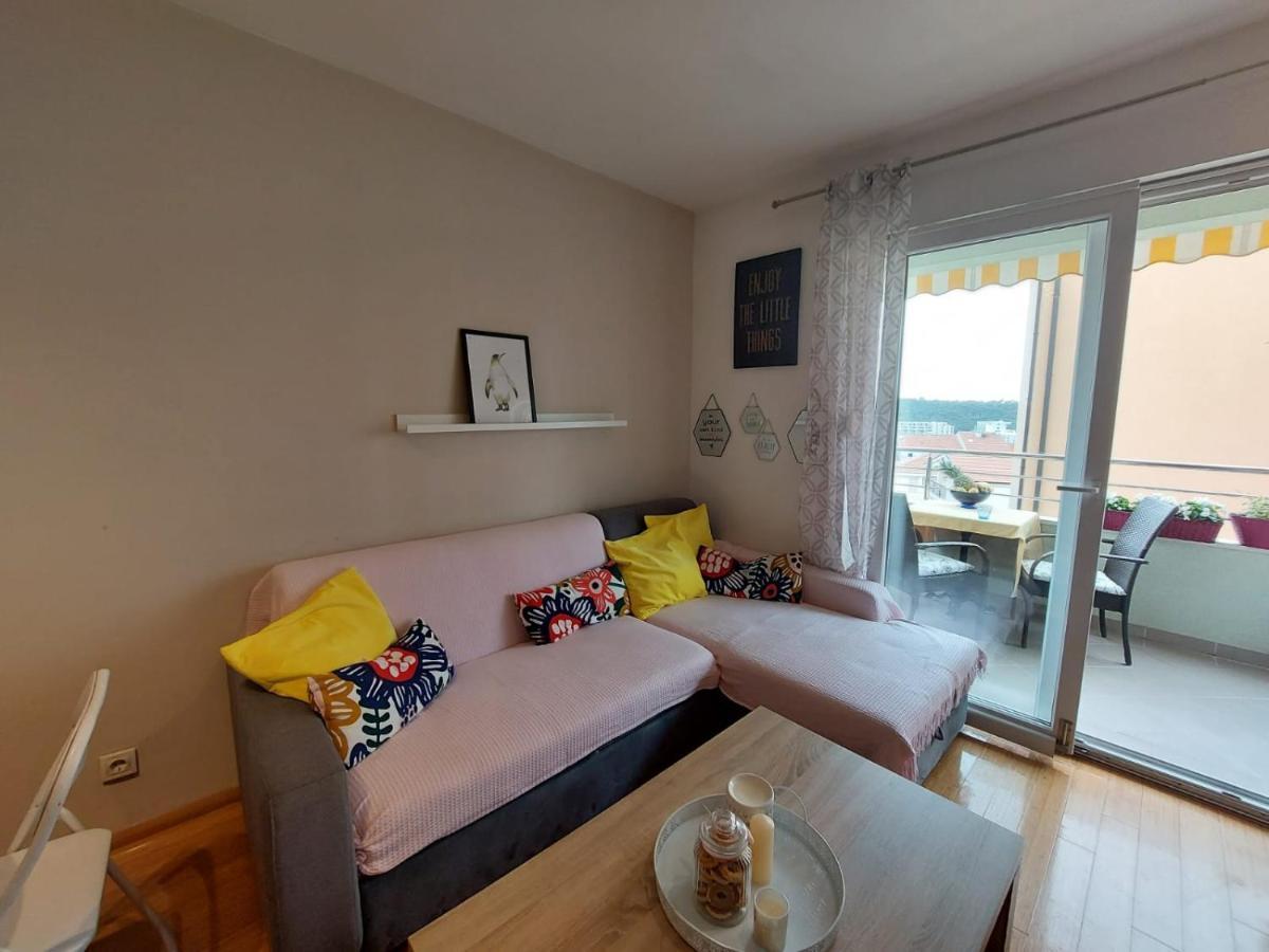 מאקרסקה Apartment Vira מראה חיצוני תמונה
