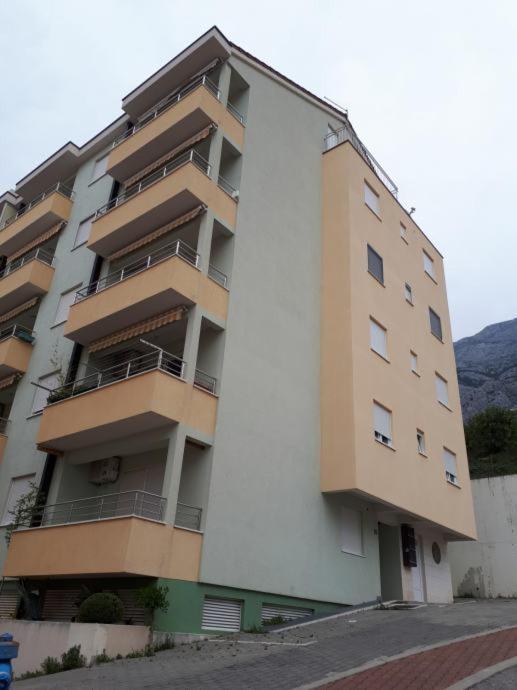 מאקרסקה Apartment Vira מראה חיצוני תמונה
